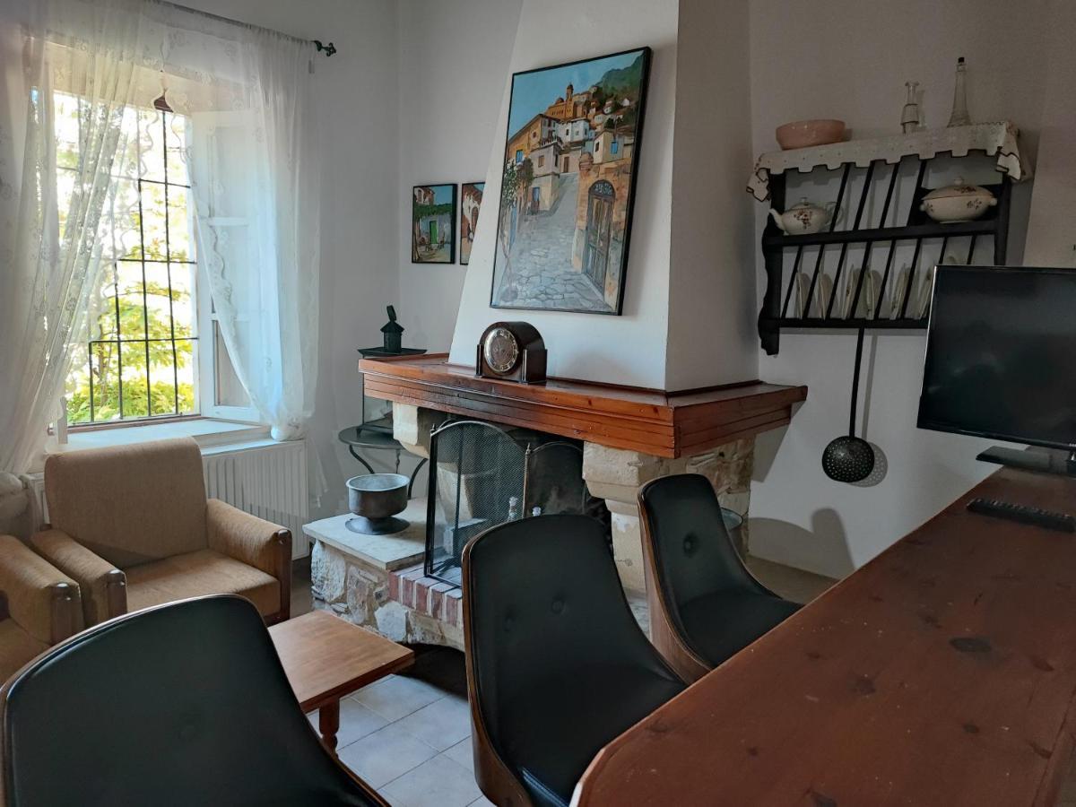 Liakoto Guest House Panayia Екстериор снимка