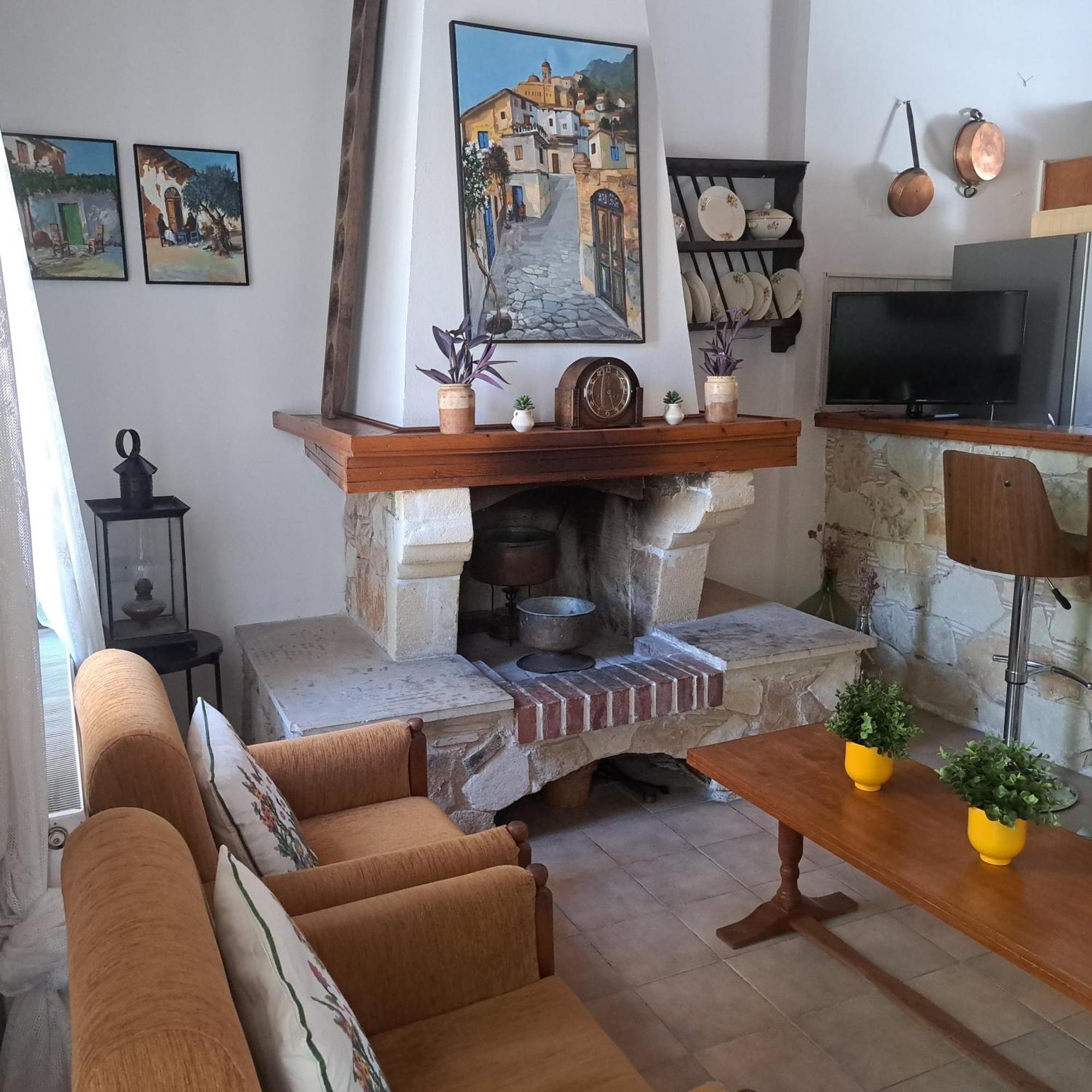 Liakoto Guest House Panayia Екстериор снимка